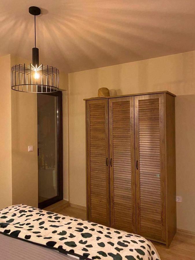 וארנה Stylish Urban Apart New 2021 Close To The Beach מראה חיצוני תמונה