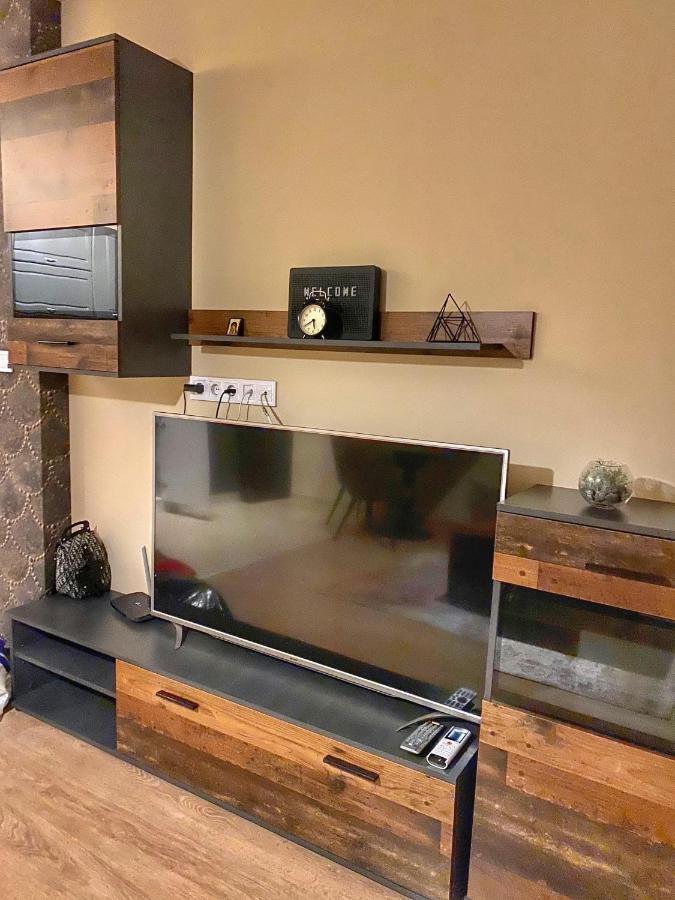 וארנה Stylish Urban Apart New 2021 Close To The Beach מראה חיצוני תמונה
